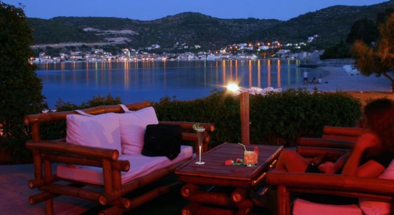 Vikend na predivnom Visu, hotel Issa***, samo 940 kn za dvije osobe, 2 noćenja!