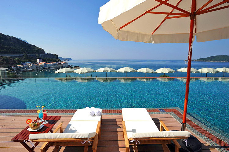 Provedite 3 nezaboravna dana u prelijepoj Budvi, 2 polupansiona za dvije osobe 1370...