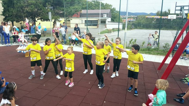 Košarkaško i dječje igralište Žar ptica