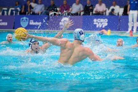 Vaterpolisti HAVK Mladost i VK Jadran ovog petka, 12. lipnja u 18:30 sati, uskaču u...